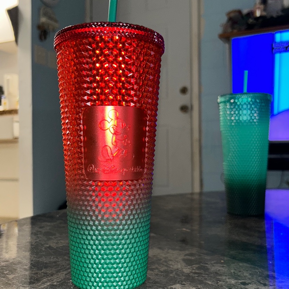 2022 Disney Park 50th Anniversary Christmas
Mickey Studded Starbucks Tumbler Cup